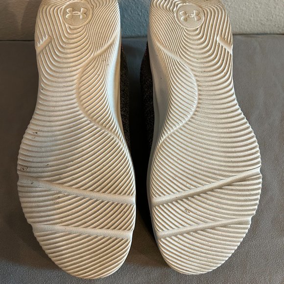 Under Armour Mojo 2 Women's Jet Gray Size 8 Running Shoes - Picture 4 of 5